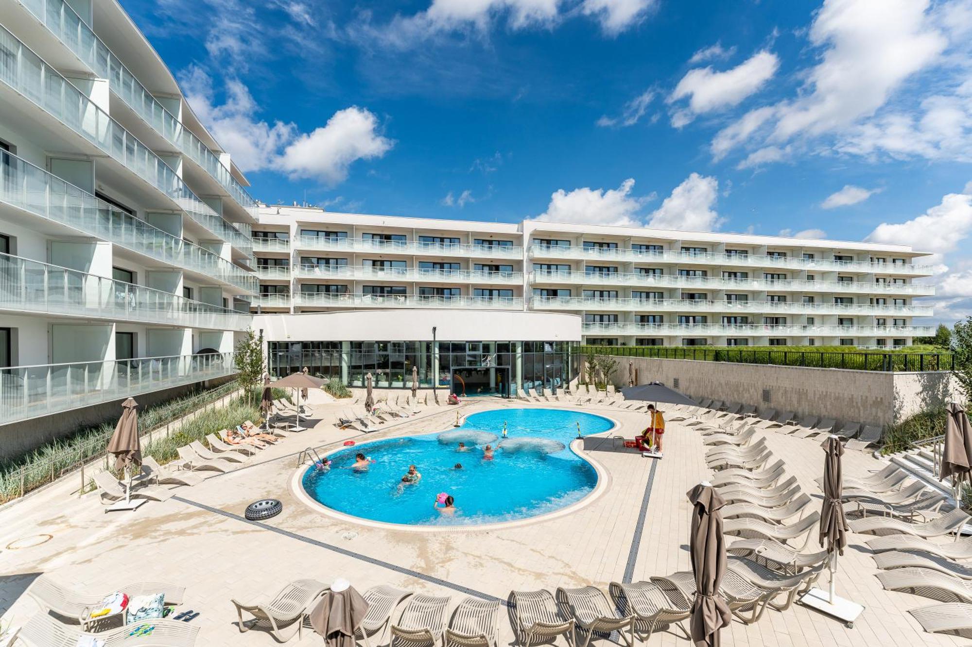 Apartamenty Lighthouse - Polanki Aqua - Blue Kołobrzeg Eksteriør billede